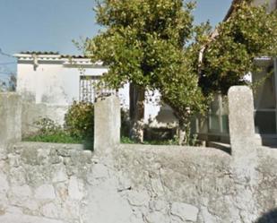 Vista exterior de Casa adosada en venda en Forfoleda amb Jardí privat