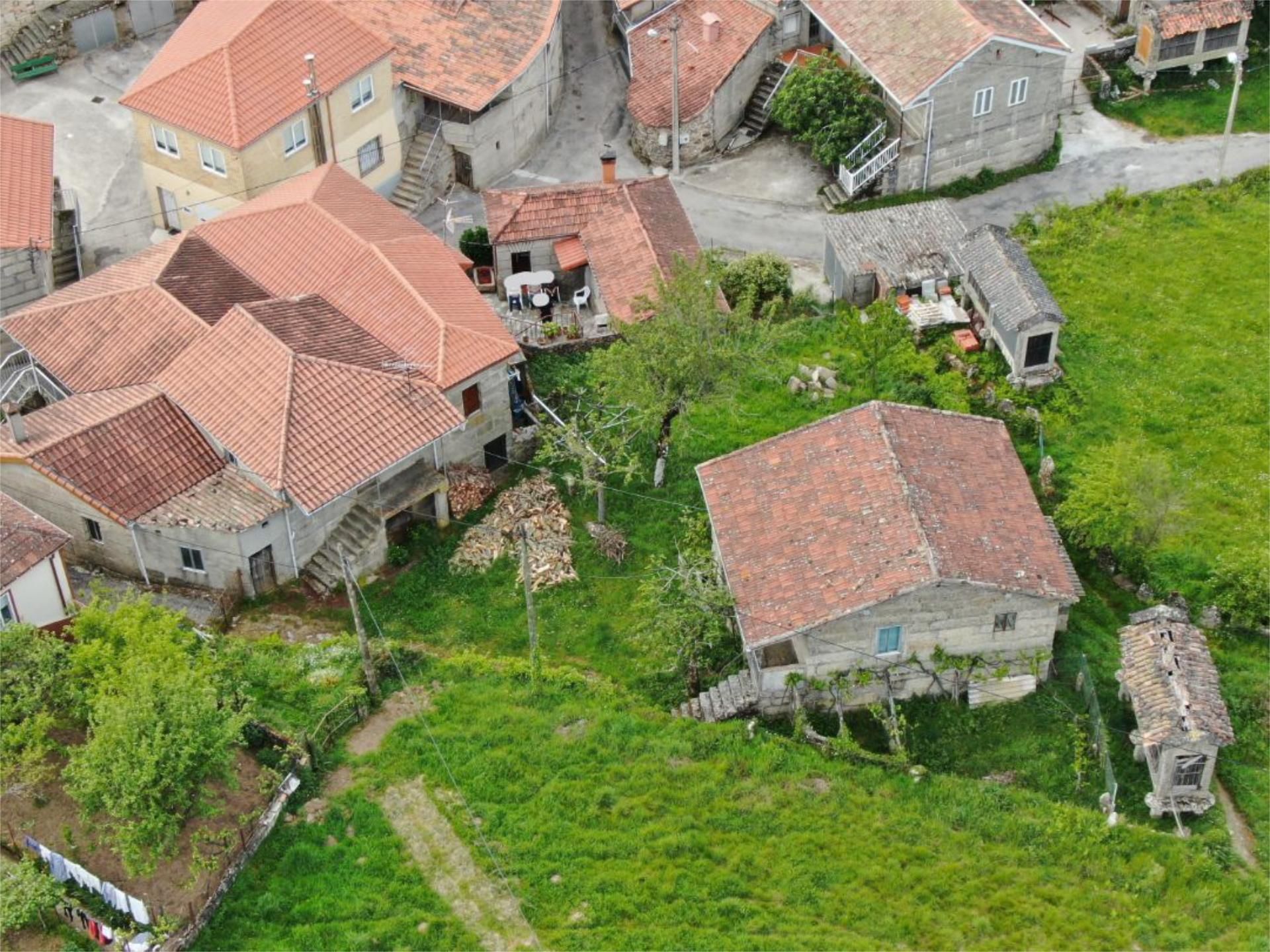 House or chalet for sale in Lugar Torre_a-nu, 8, Allariz Exterior view of House or chalet for sale in Allariz with Terrace and Balcony