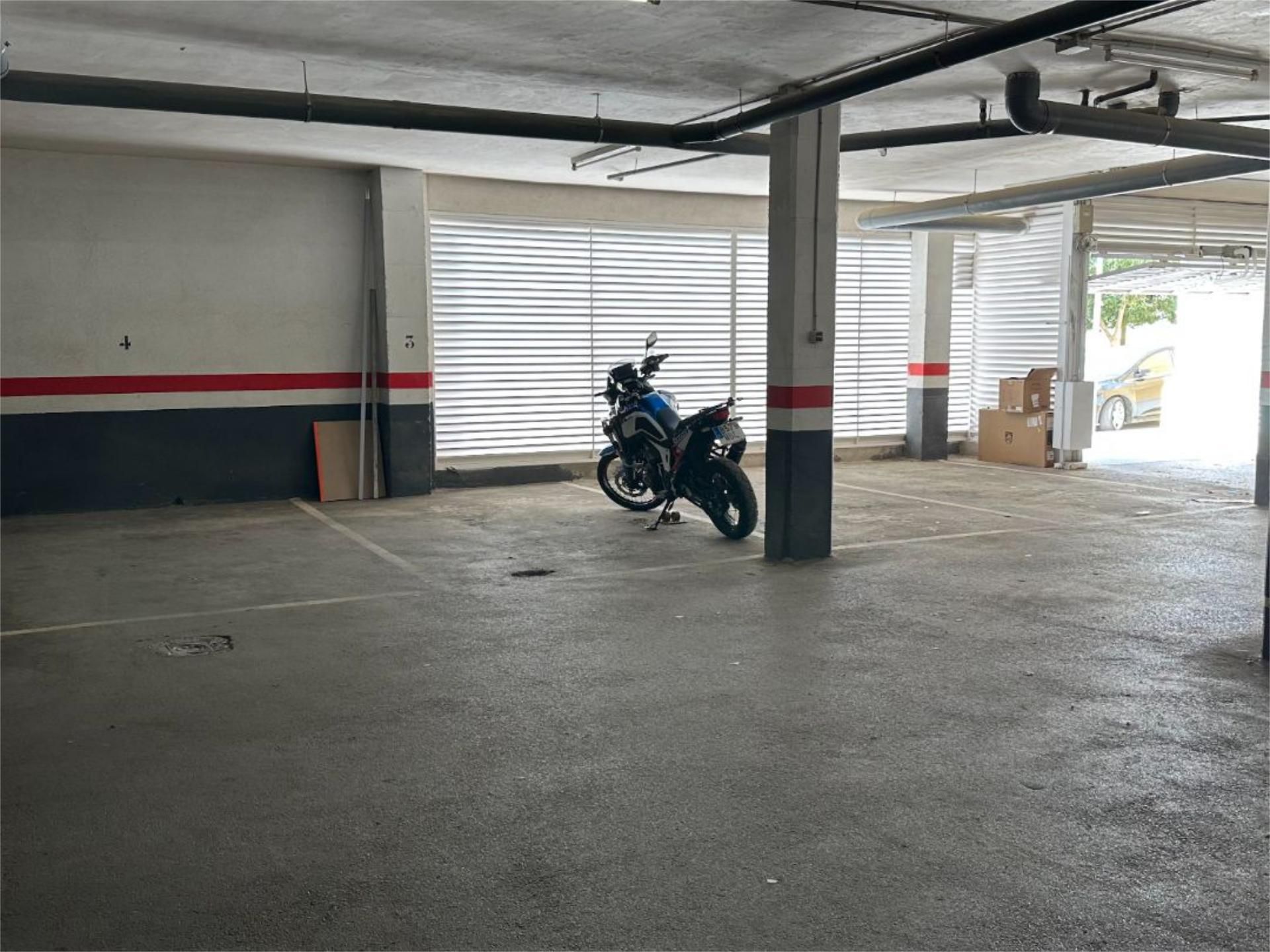 Parking of Garage to rent in Piera