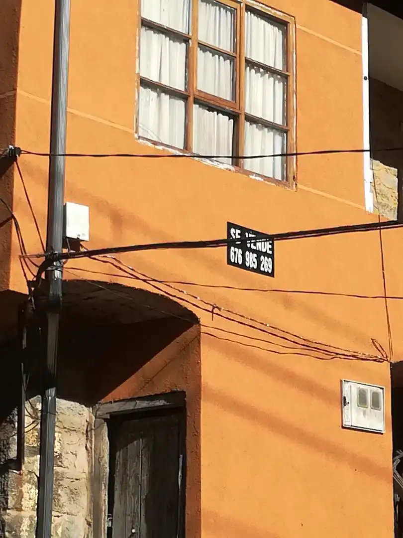 Casa adosada en venta en Avenida Santa Bárbara, 68, Torre del Bierzo Vista exterior de Casa adosada en venta en Torre del Bierzo