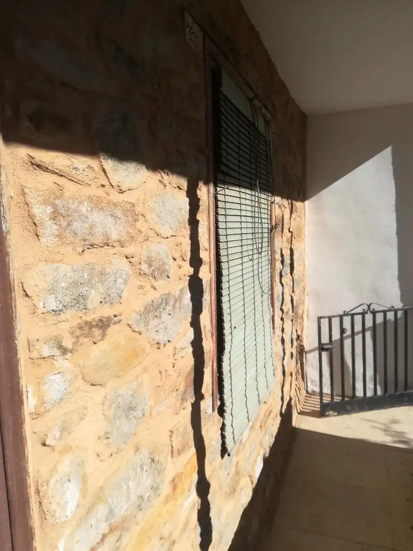 Casa adosada en venta en Avenida Santa Bárbara, 68, Torre del Bierzo Vista exterior de Casa adosada en venta en Torre del Bierzo