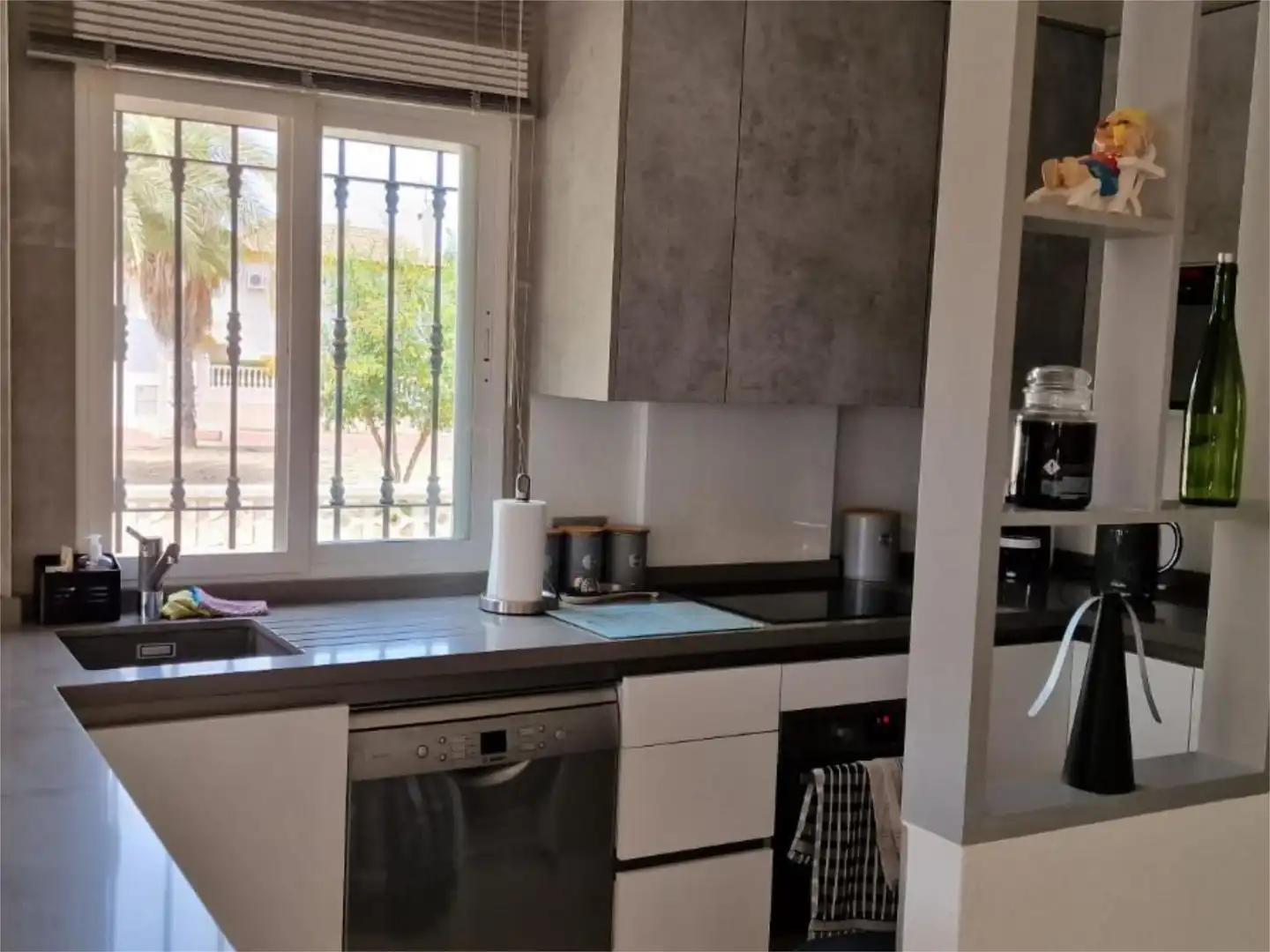 Houses for sale in Calle Jaguar, 9, El Algar Kitchen of Houses for sale in Cartagena with Air Conditioner, Terrace and Swimming Pool