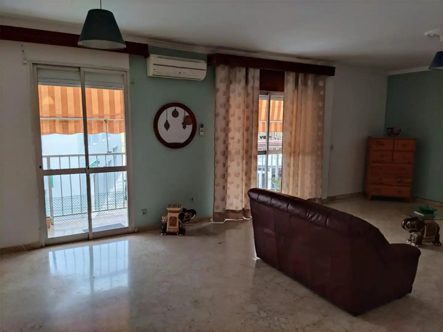 Flat for sale in Calle Santa Lidia, 1, Las Cañadas Living room of Flat for sale in Mijas with Air Conditioner and Balcony
