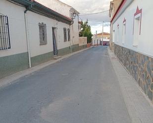 Vista exterior de Casa adosada en venda en Darro