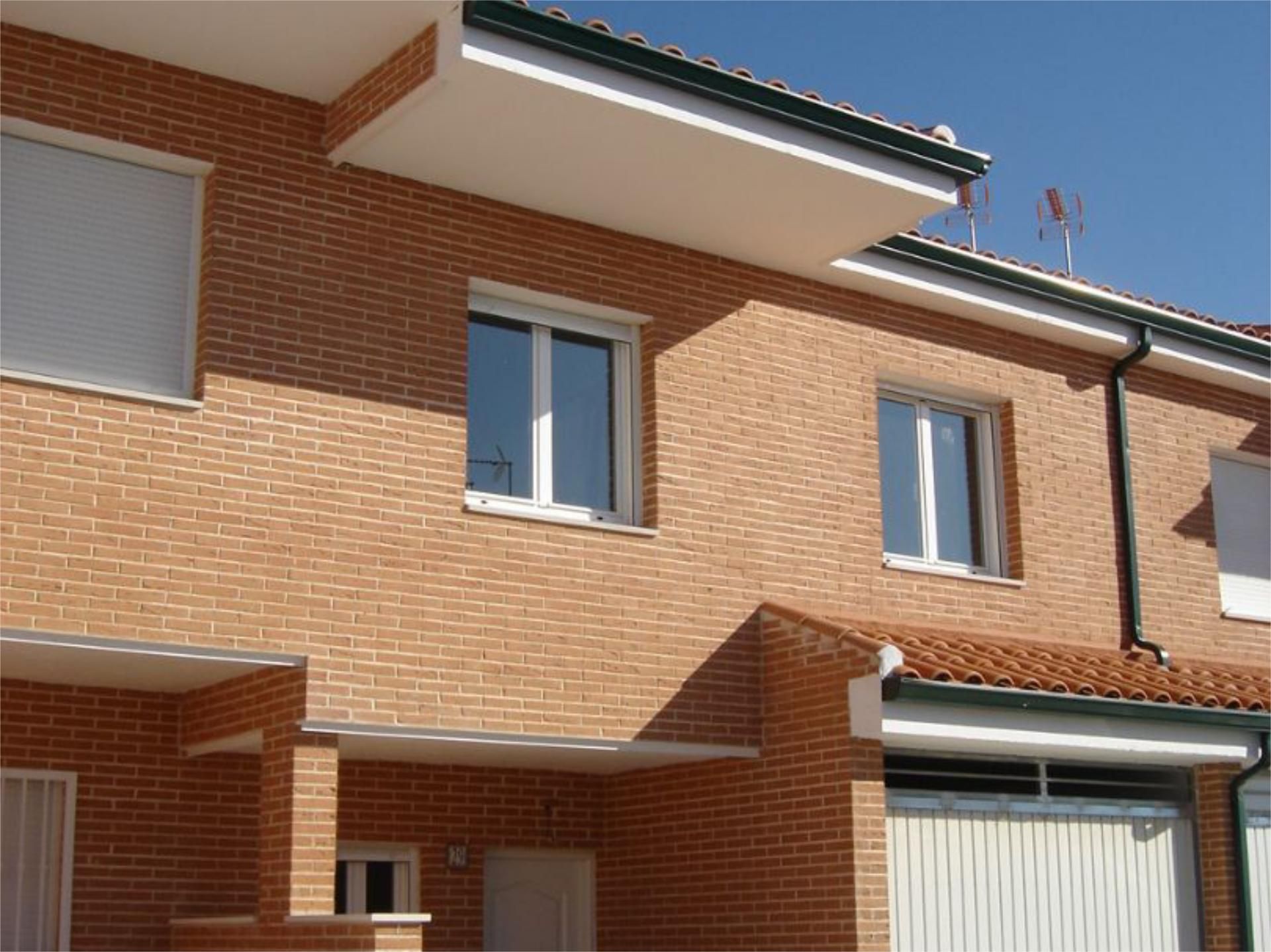 Vista exterior de Casa o xalet en venda en Hormigos amb Terrassa, Piscina i Balcó