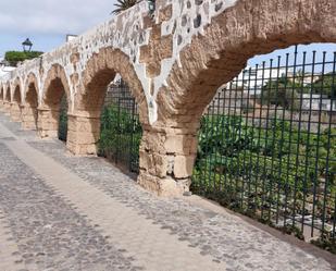 Vista exterior de Finca rústica en venda en Telde amb Terrassa, Moblat i Celler