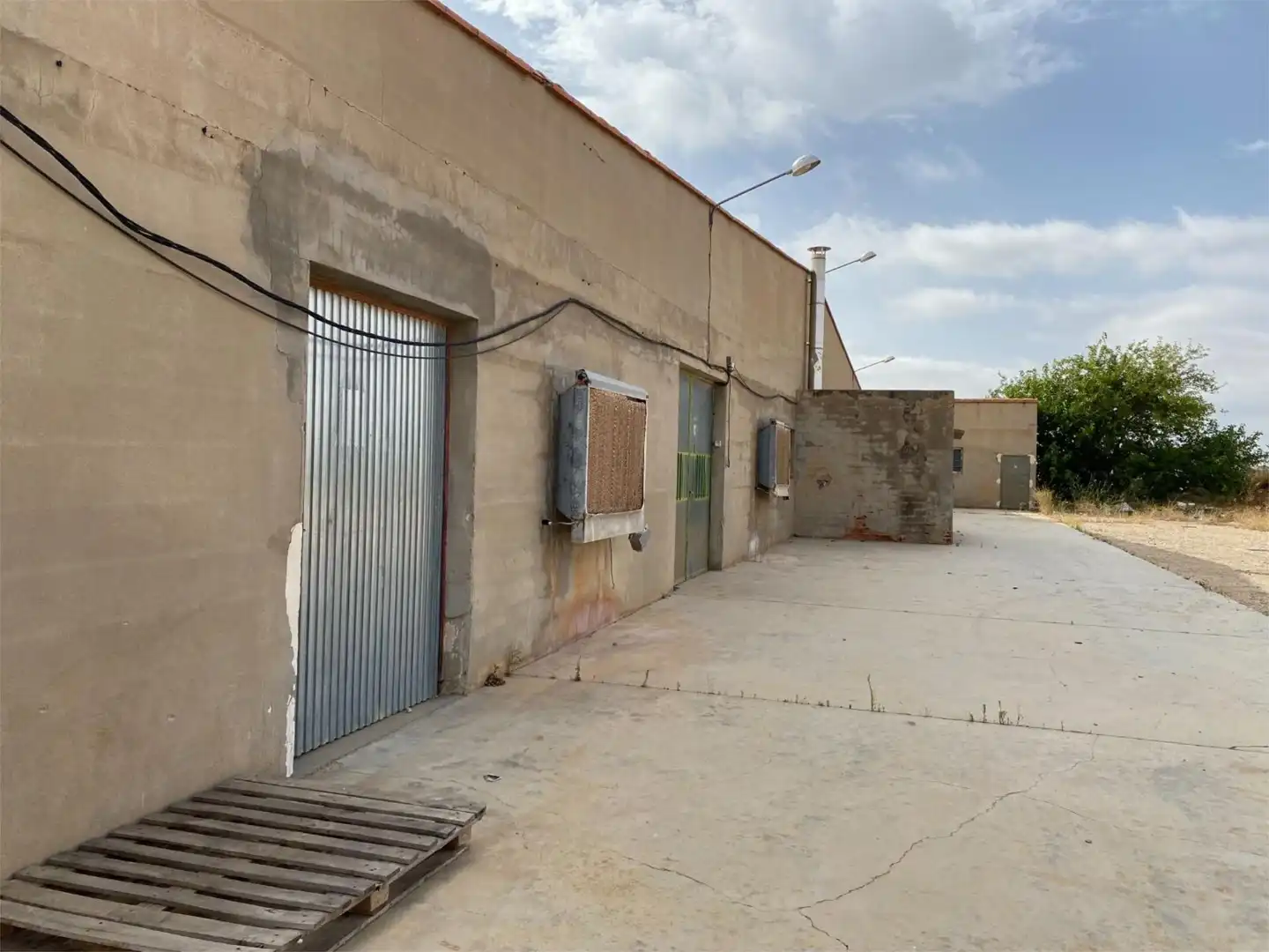 Nau industrial de lloguer a Calle Vial 1, Iniesta Vista exterior de Nau industrial de lloguer en Iniesta