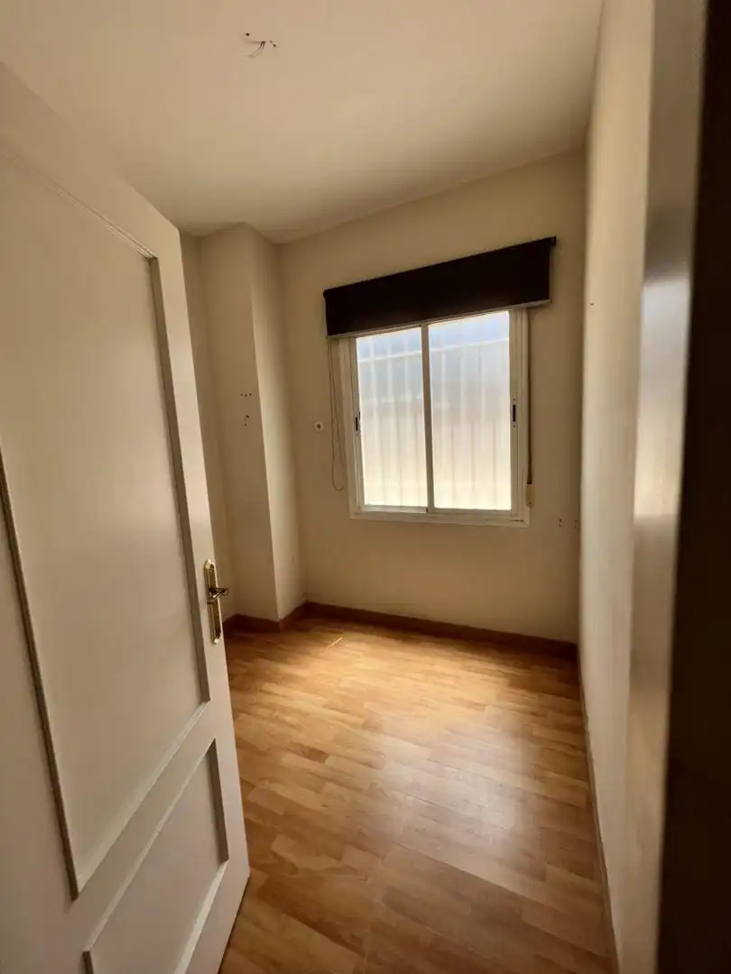 Bedroom of Flat for sale in Almería  with Air Conditioner, Parquet flooring and Terrace
