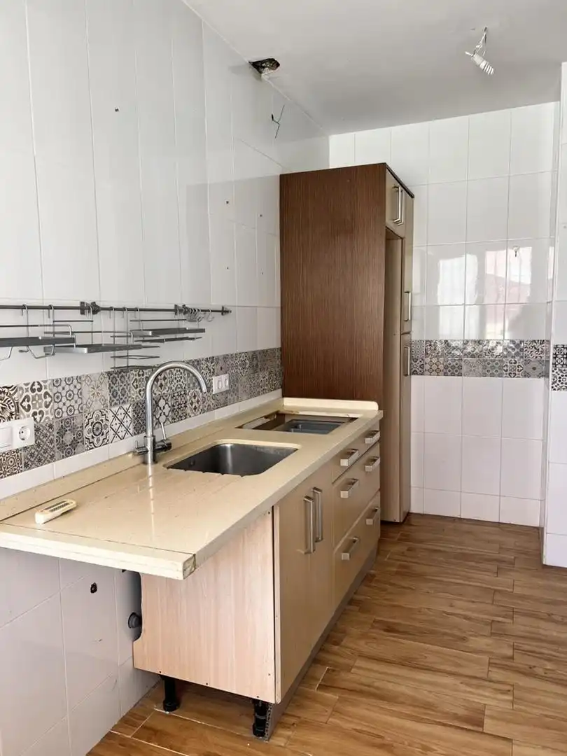 Kitchen of Flat for sale in Almería  with Air Conditioner, Parquet flooring and Terrace