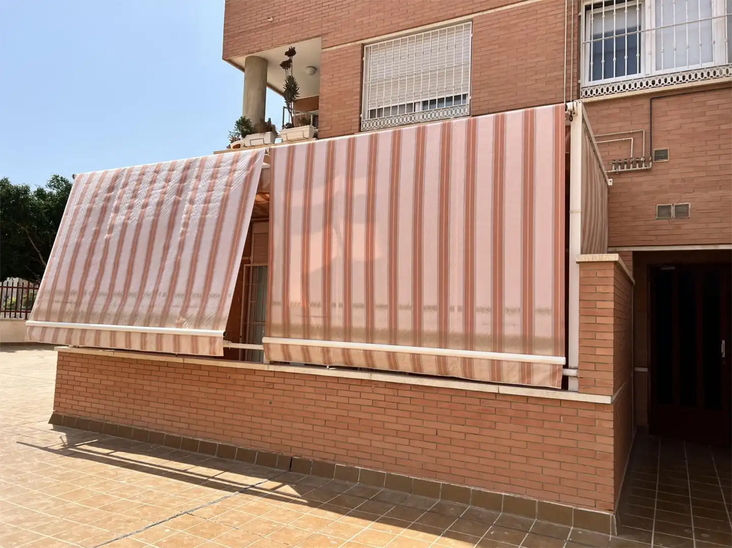 Garden of Flat for sale in Almería  with Air Conditioner, Parquet flooring and Terrace