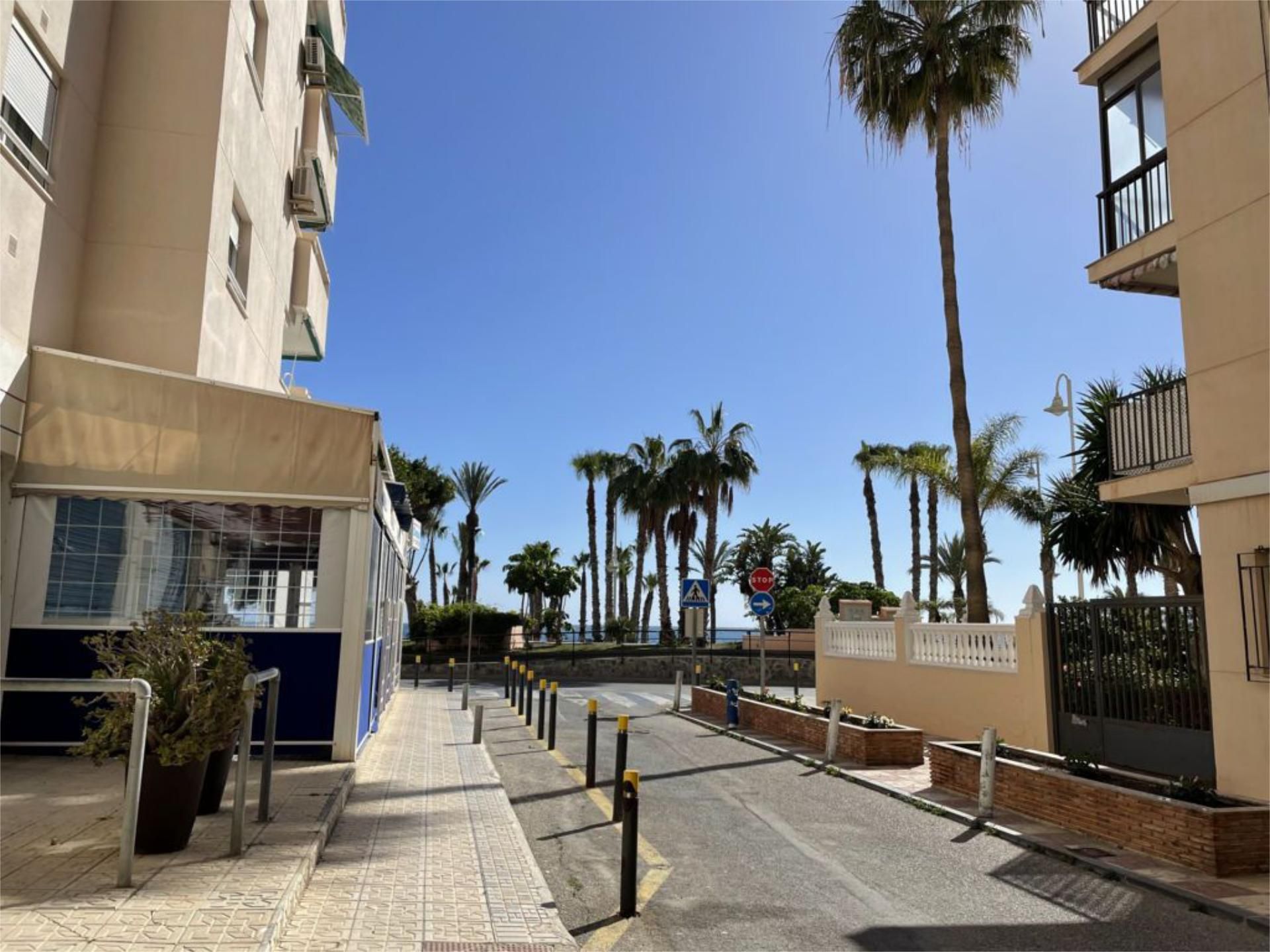 Exterior view of Flat to rent in Almuñécar  with Air Conditioner, Terrace and Furnished