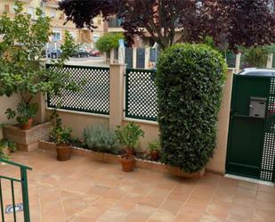 Garden of Single-family semi-detached for sale in Cáceres Capital  with Air Conditioner, Swimming Pool and Balcony