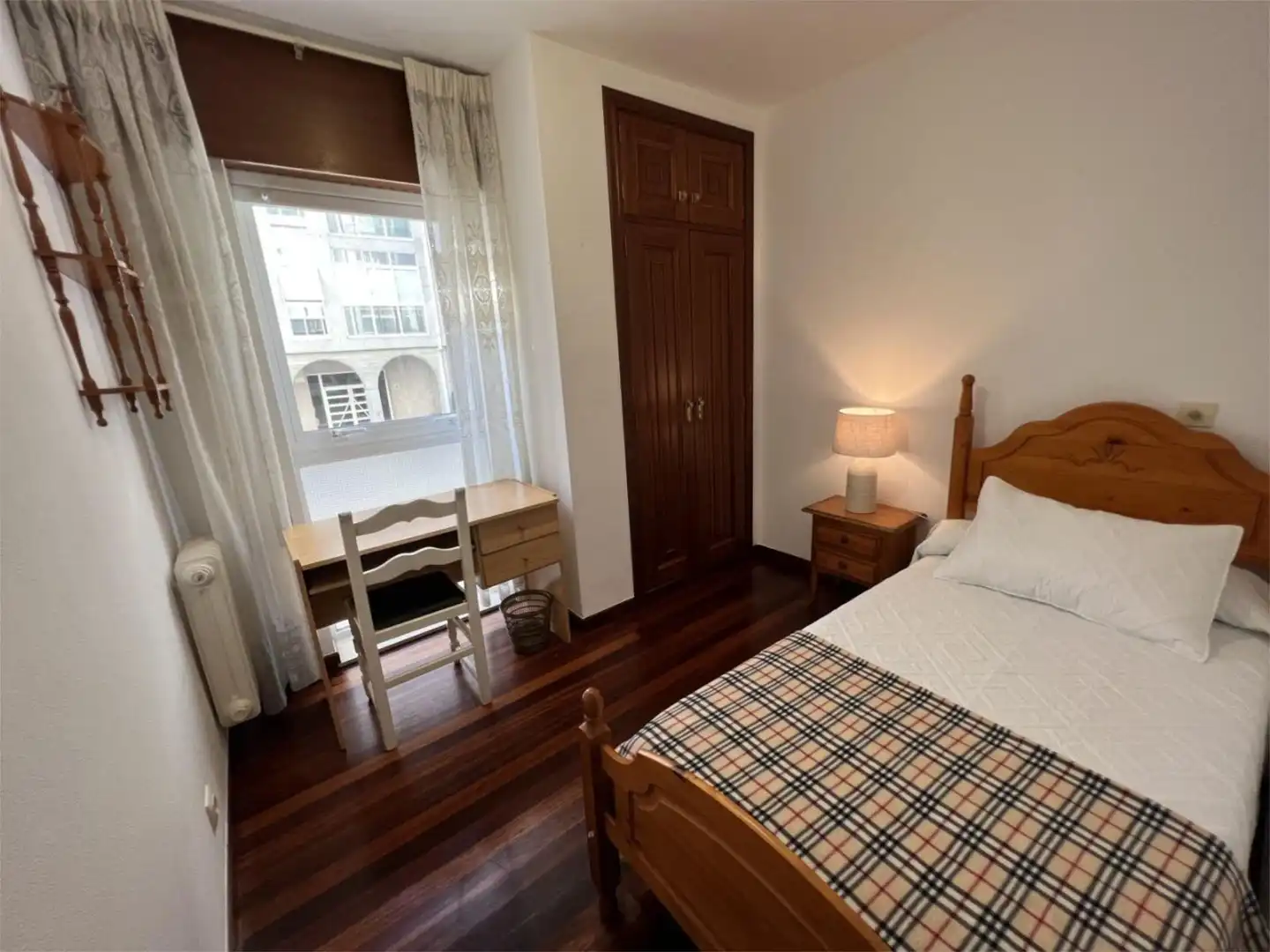 Flat for rent in Avenida de Rosalía de Castro, 36, Campus Sur - Santa Marta Bedroom of Flat for rent in Santiago de Compostela with Heating, Parquet flooring and Terrace