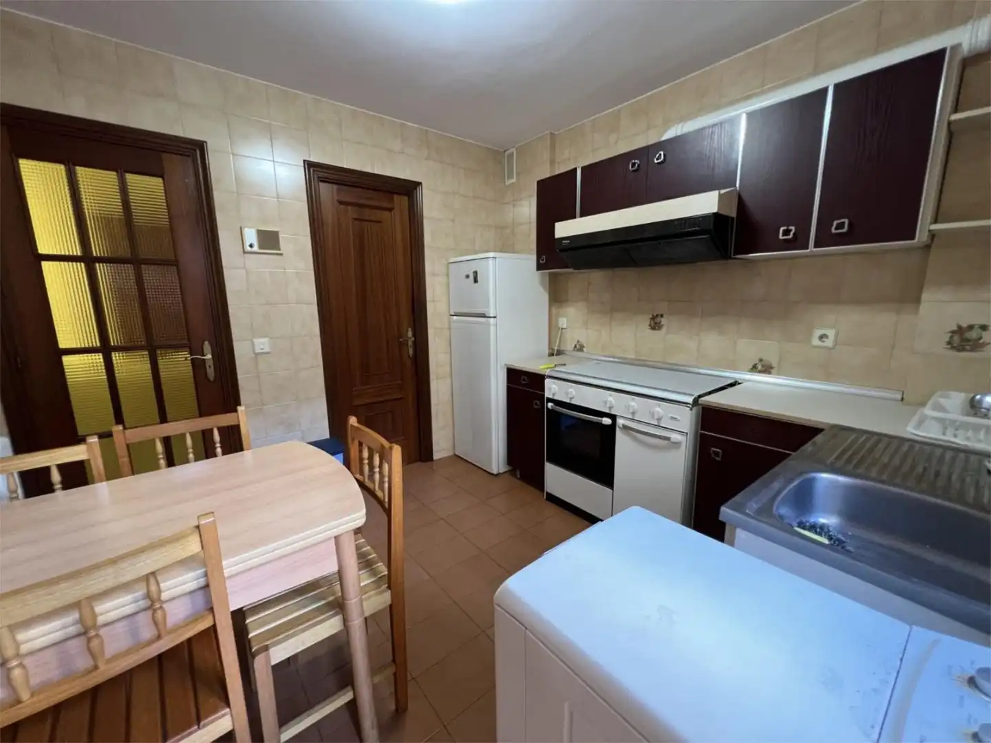 Flat for rent in Avenida de Rosalía de Castro, 36, Campus Sur - Santa Marta Kitchen of Flat for rent in Santiago de Compostela with Heating, Parquet flooring and Terrace