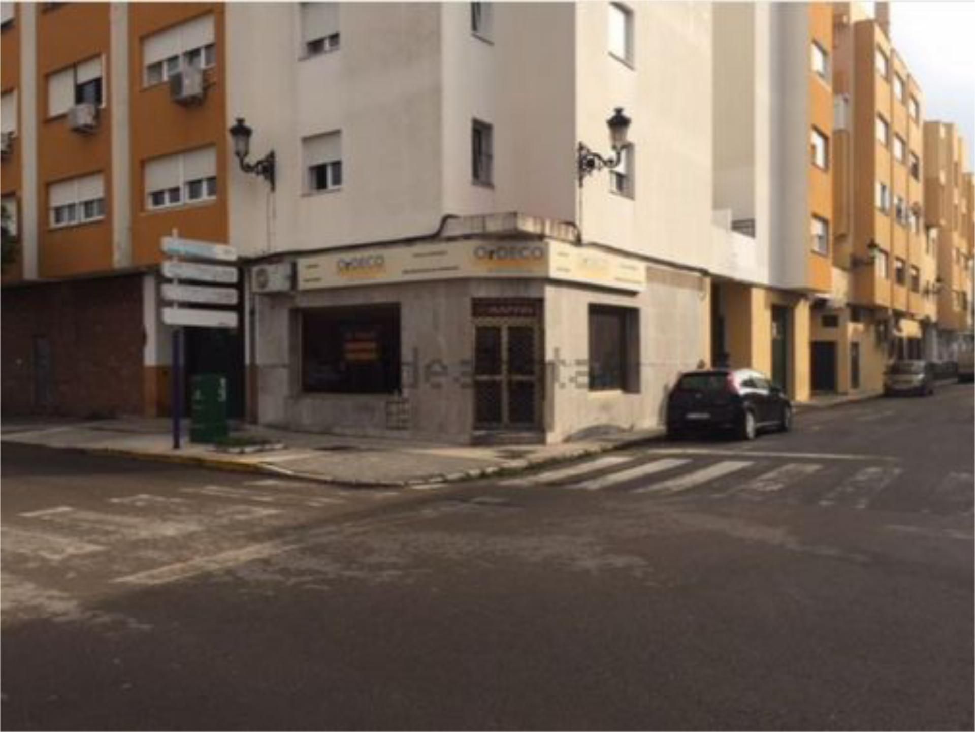 Exterior view of Office for sale in La Línea de la Concepción