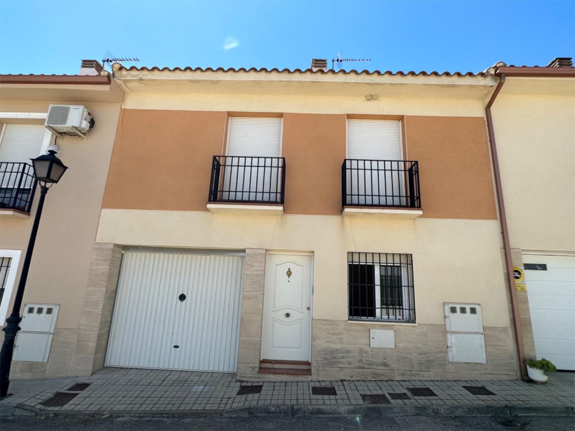 Casa adosada en venda a Calle de Salsipuedes, 18, Estremera