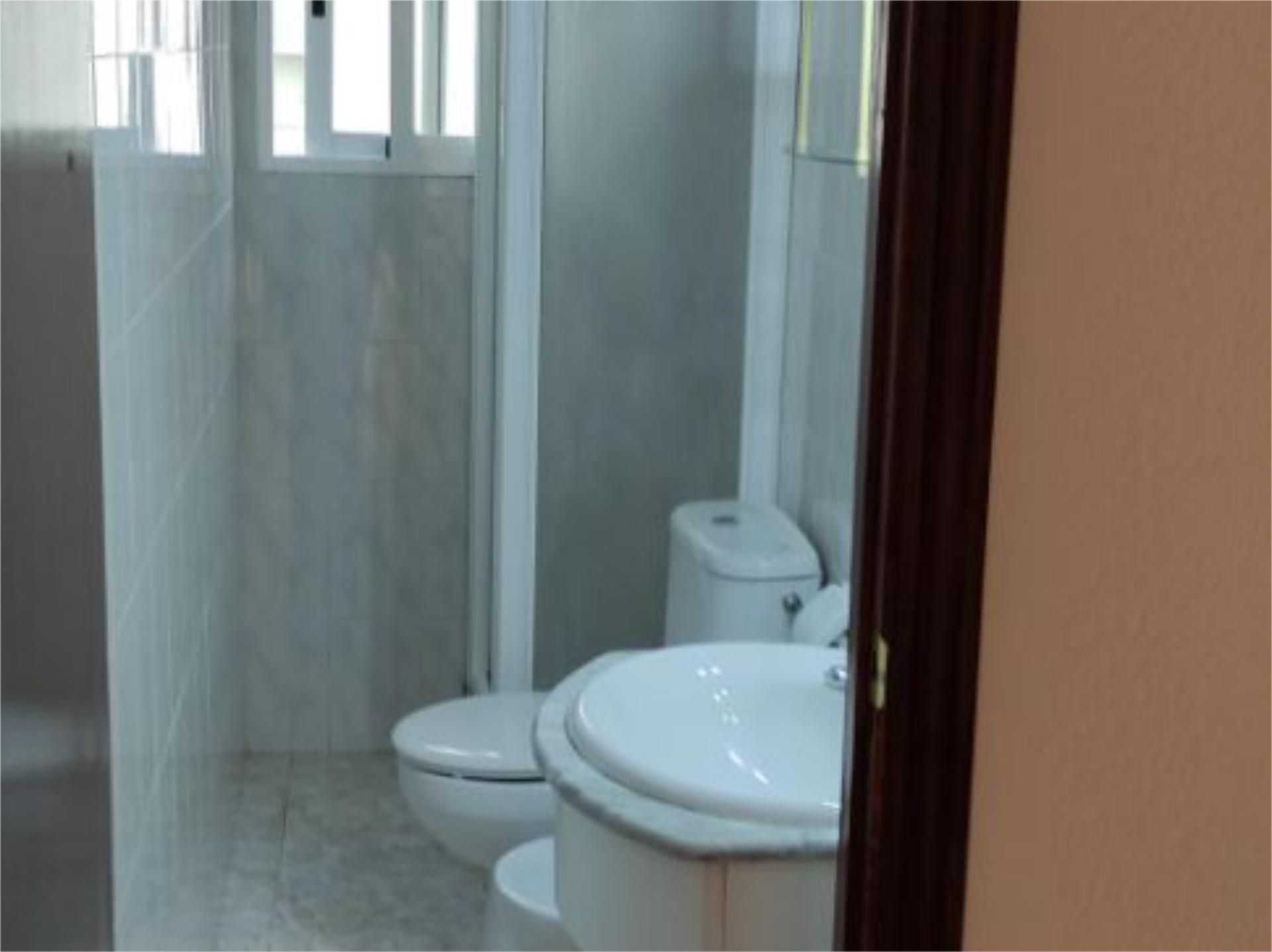 Flat to share in Carrer de Crevillent, 5, Parque Geólogo José Royo Gómez