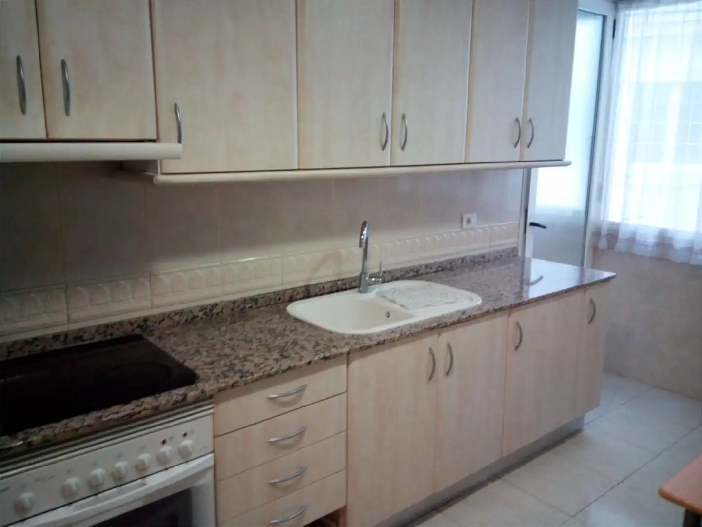 Habitación en Avinguda de Casalduch, Avenida de Valencia - Avenida de Casalduch Habitación en Avinguda de Casalduch, Avenida de Valencia - Avenida de Casalduch