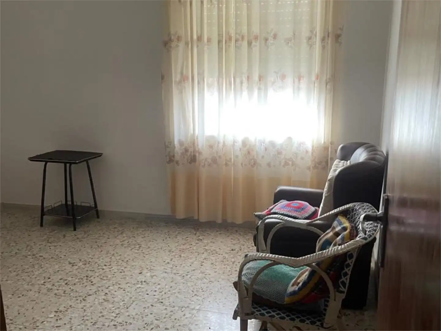 Casa adosada en venda a Calle Alba, 24, Hinojosa de Duero Sala d'estar de Casa adosada en venda en Hinojosa de Duero amb Calefacció, Jardí privat i Terrassa