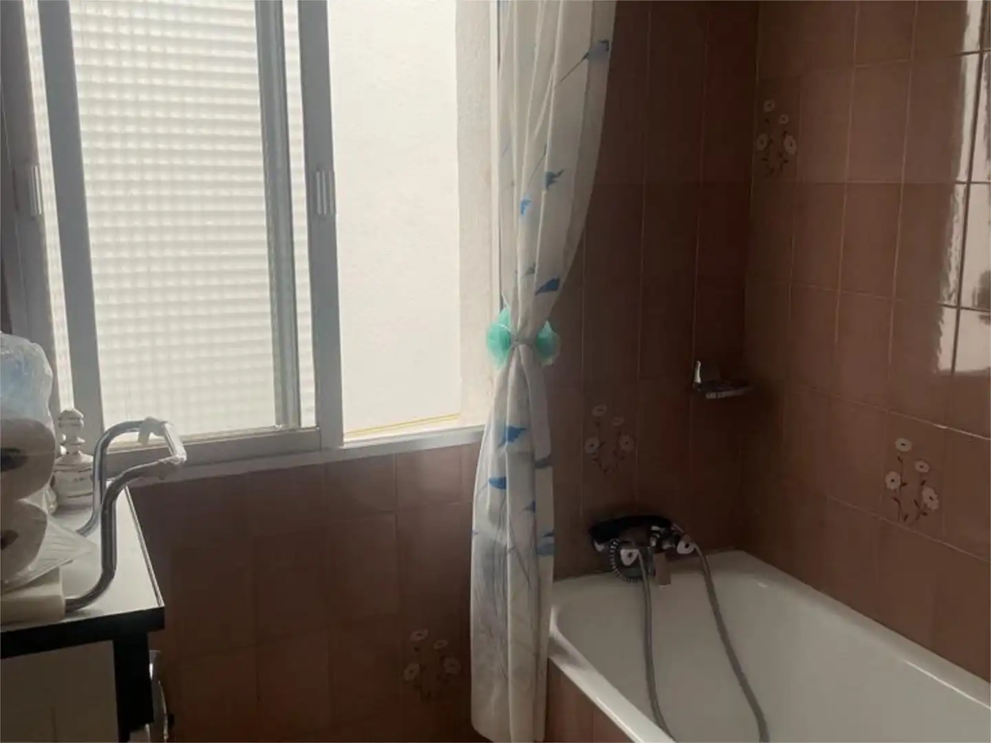 Casa adosada en venda a Calle Alba, 24, Hinojosa de Duero Bany de Casa adosada en venda en Hinojosa de Duero amb Calefacció, Jardí privat i Terrassa