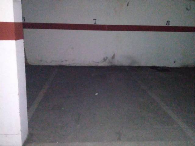 Garaje en Alquiler en Carrer d'Àngel Guimerà, 148 en Centre