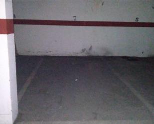 Parking of Garage to rent in Salt