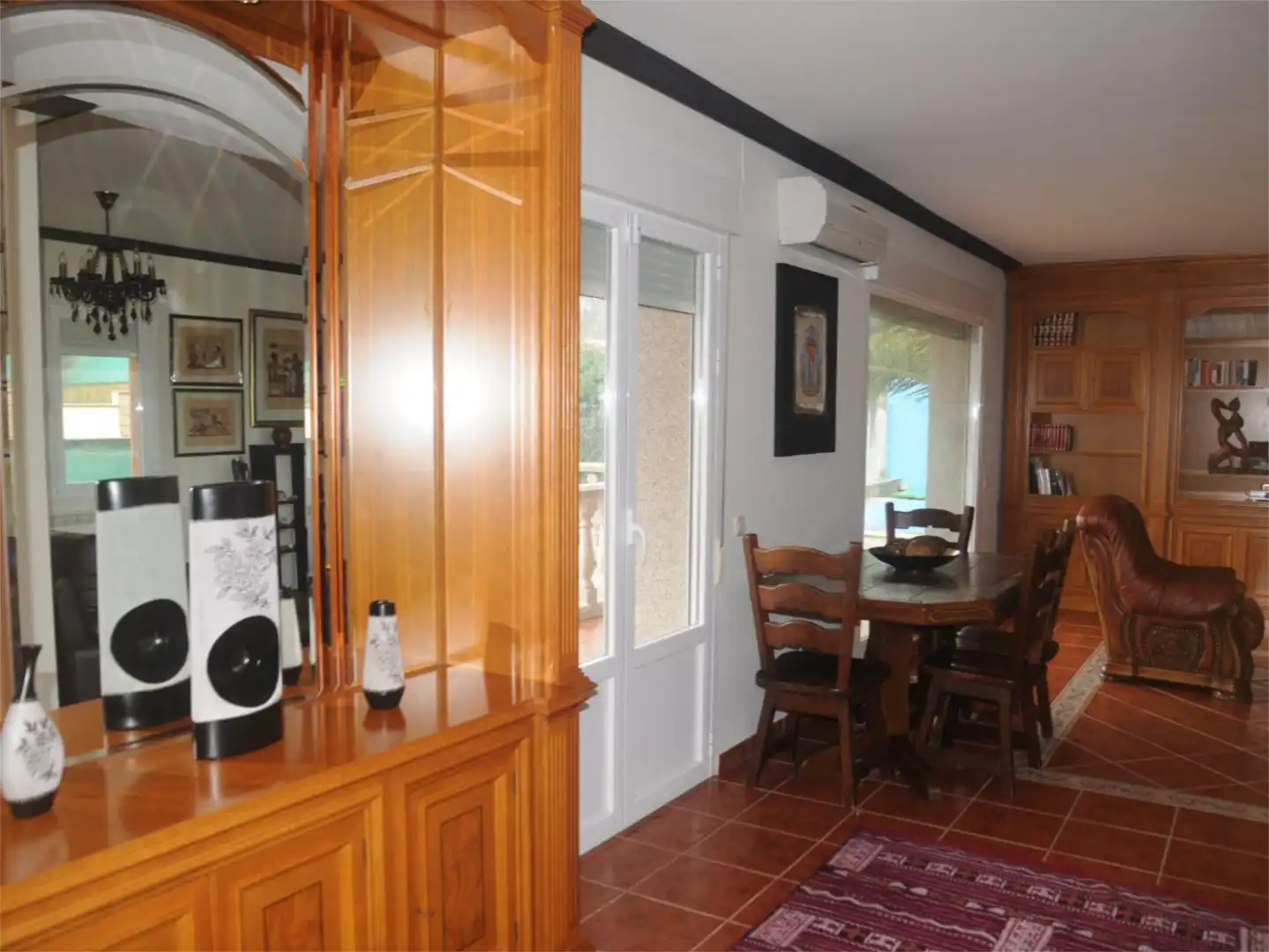 Casa o chalet en venta en Avenida de la Madre Maravillas, 33, Arenas de San Pedro Comedor de Casa o chalet en venta en Arenas de San Pedro con Aire acondicionado, Calefacción y Jardín privado
