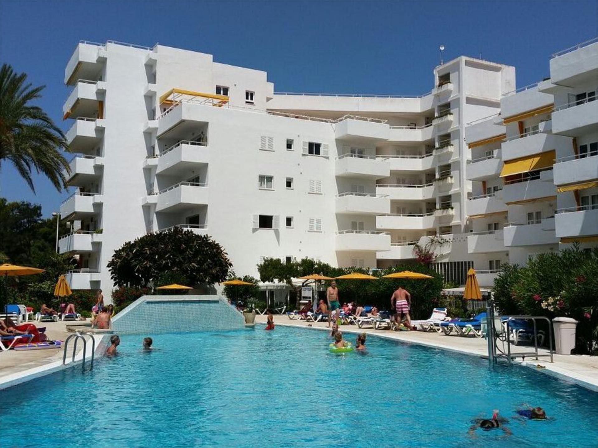 Swimming pool of Flat for sale in Es Migjorn Gran  with Private garden, Terrace and Swimming Pool