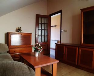 Sala d'estar de Pis en venda en Vigo  amb Terrassa i Balcó