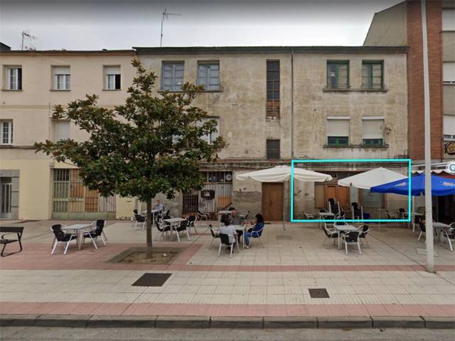Local comercial en Alquiler en Avenida Galicia, 105 en Cuatro Vientos