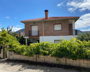 Exterior view of House or chalet for sale in Merindad de Montija  with Heating, Private garden and Parquet flooring