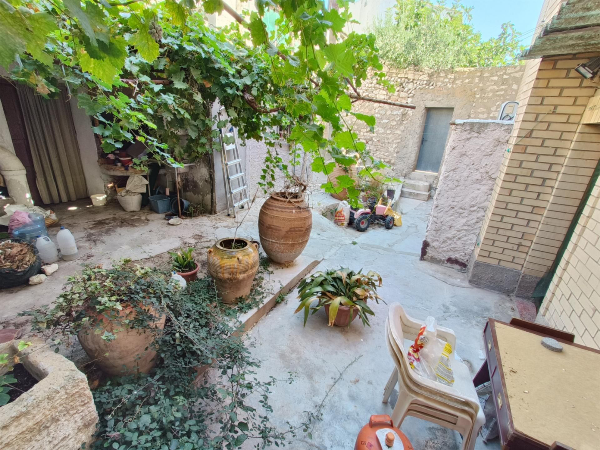 Garden of House or chalet for sale in  Zaragoza Capital  with Air Conditioner and Balcony