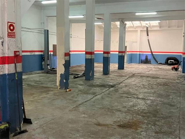 Nave industrial en Alquiler en Calle de Caspe, 39 en Barrio de Delicias