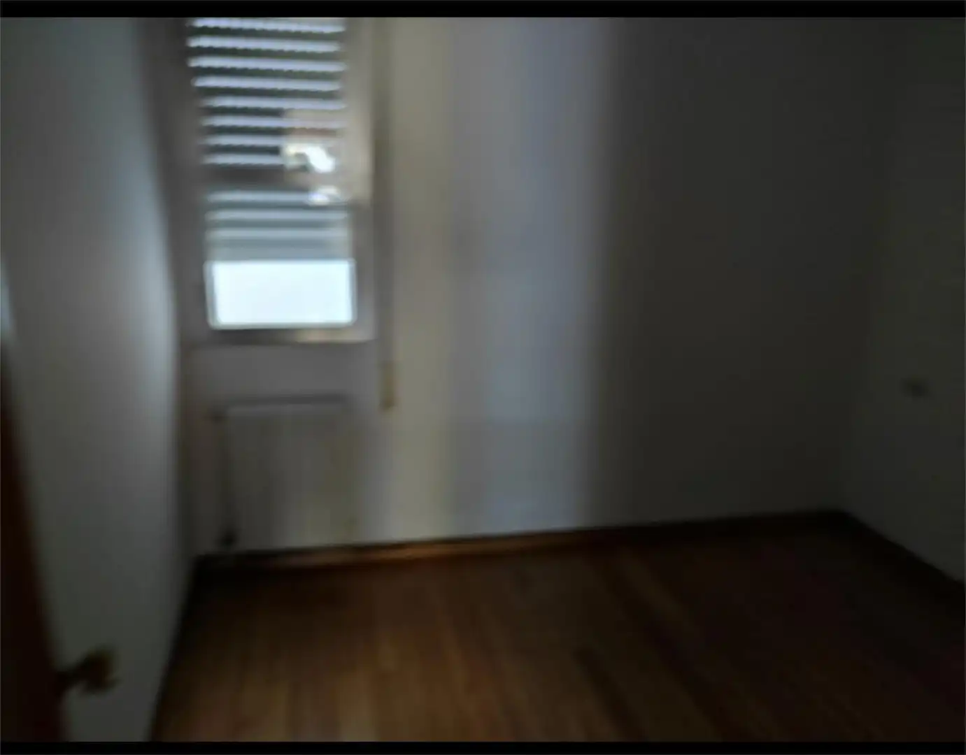 Habitación de Piso en venta en Sarria con Calefacción, Parquet y Trastero