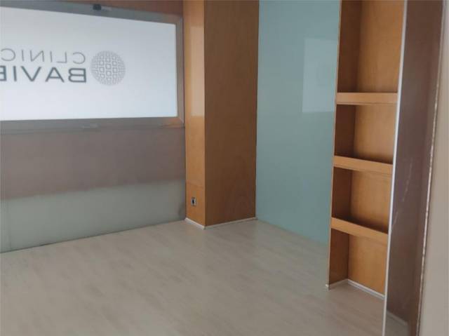 Local comercial en Alquiler en Calle General Vara de Rey, 79 en Cascajos - Piqueras