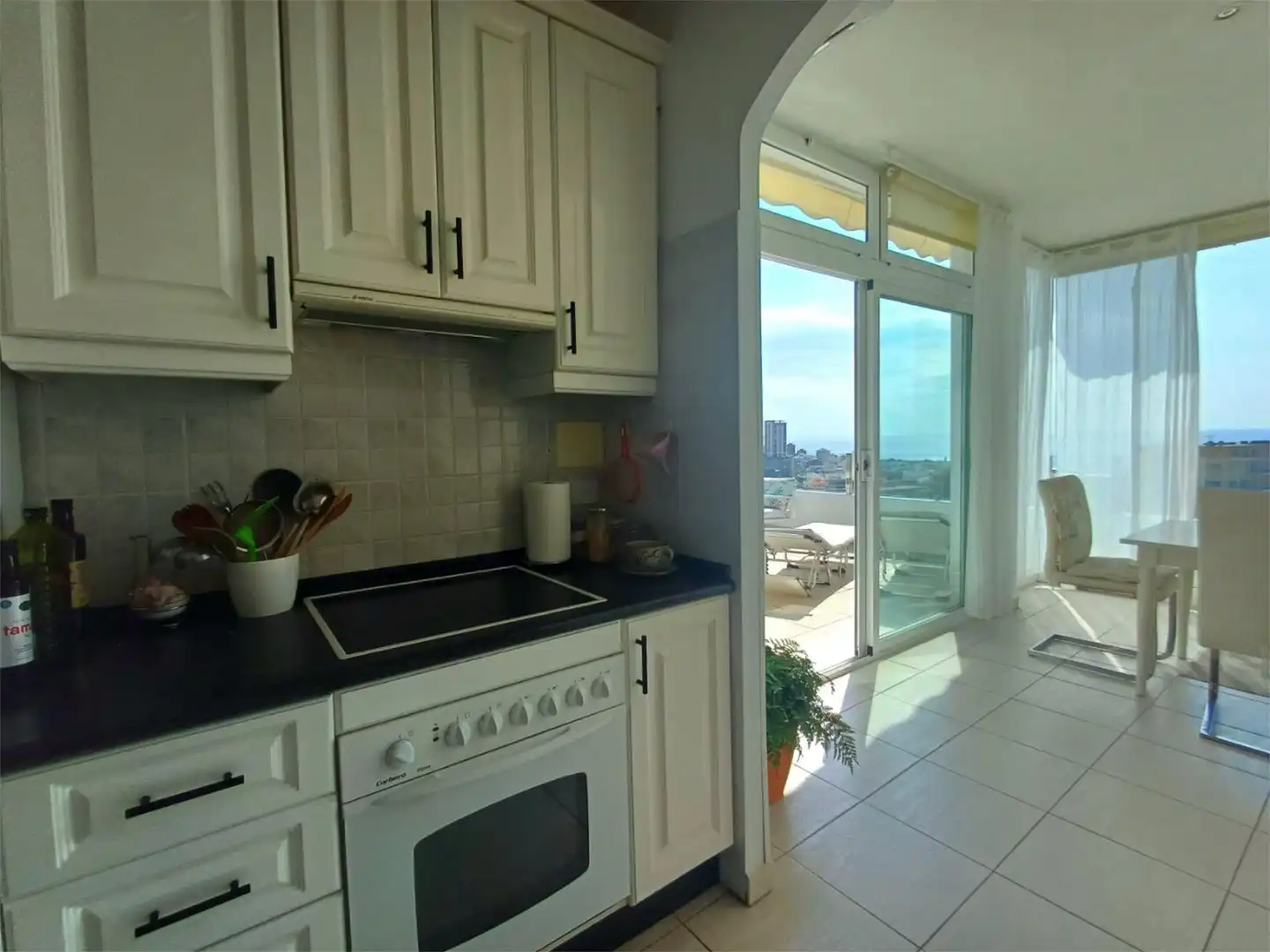 Wohnung zum Verkauf in Strasse C. Pitera, 3, Zona Botánico Küche von Wohnung zum Verkauf in Puerto de la Cruz mit Klimaanlage, Terrasse und Balkon