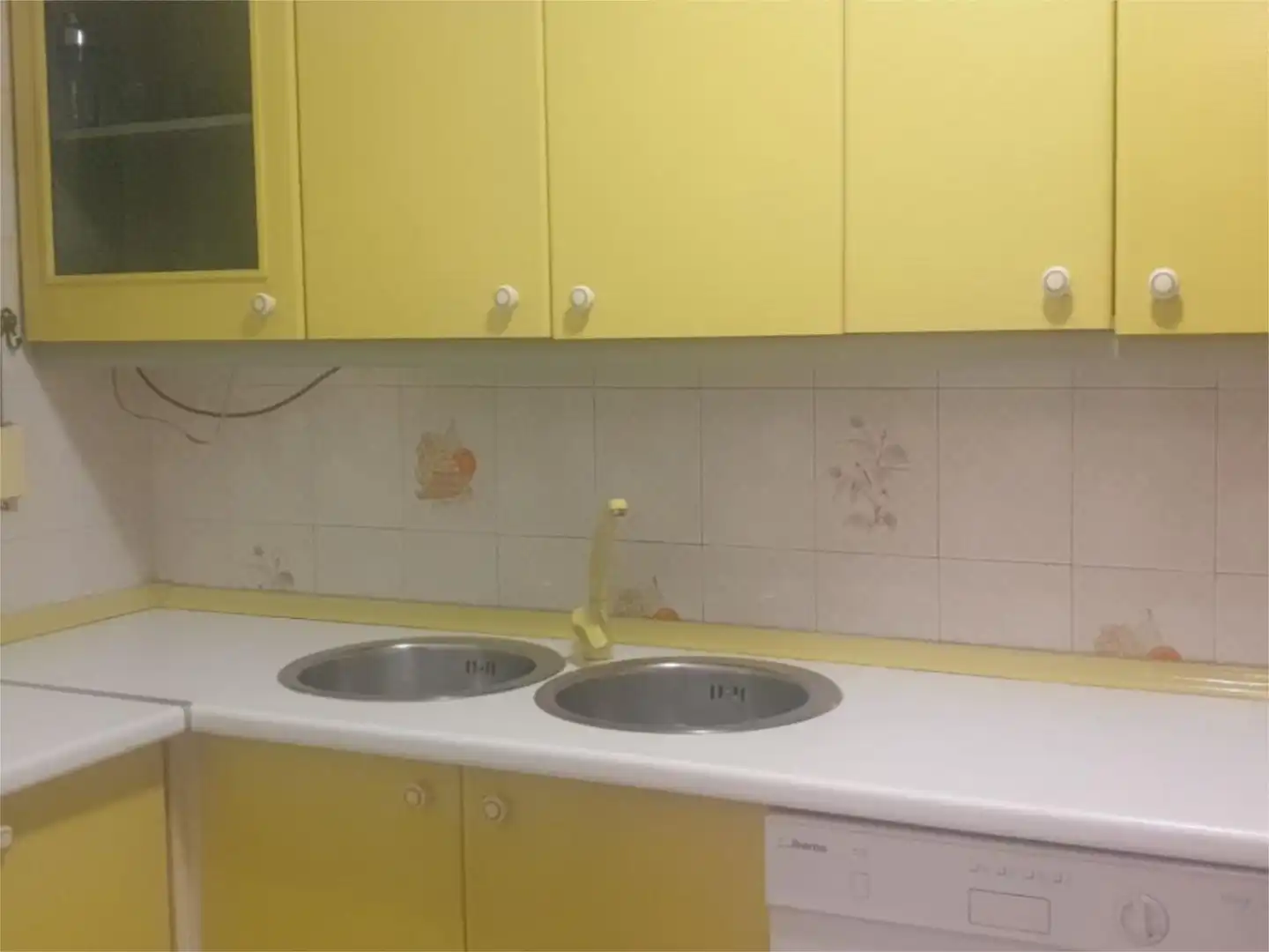 Pis en venda a Calle Colon, 36, El Campillo (Huelva) Cuina de Pis en venda en El Campillo (Huelva) amb Terrassa i Balcó