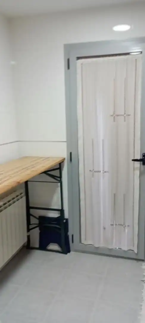 Pis en venda a Ronda de Calatrava, El Perchel Dormitori de Pis en venda en Ciudad Real amb Aire condicionat, Calefacció i Forn