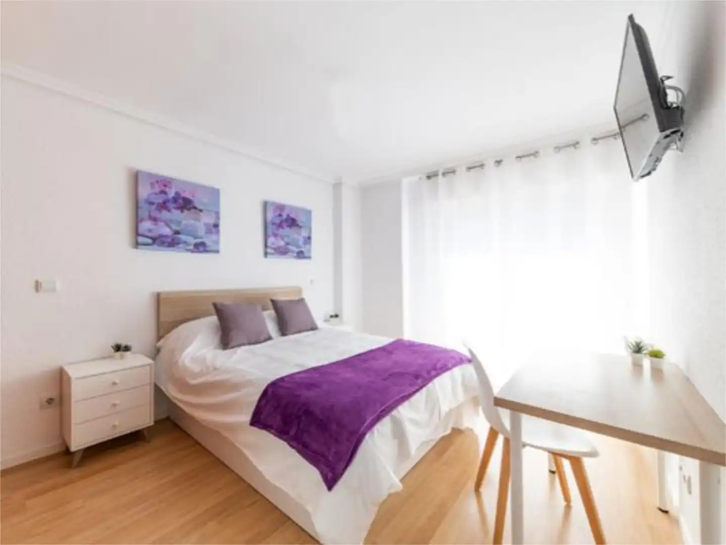 Room in Avenida Menéndez Pelayo, 26, Maliaño Bedroom of Flat for share in Camargo with Heating, Parquet flooring and Furnished