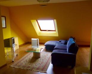 Living room of Flat to rent in Viveiro  with Heating, Private garden and Parquet flooring