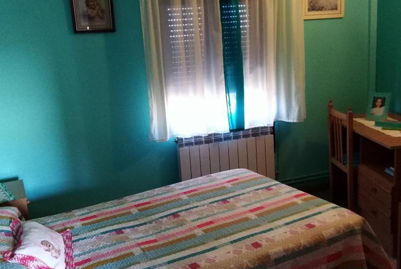 Foto 1 de Casa adosada en venda a Calle Mayor, 75, Ólvega, Soria