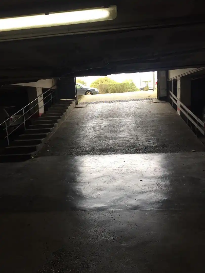 Garaje de alquiler en Carrer Balcó de les Clotes, 43, Les Clotes