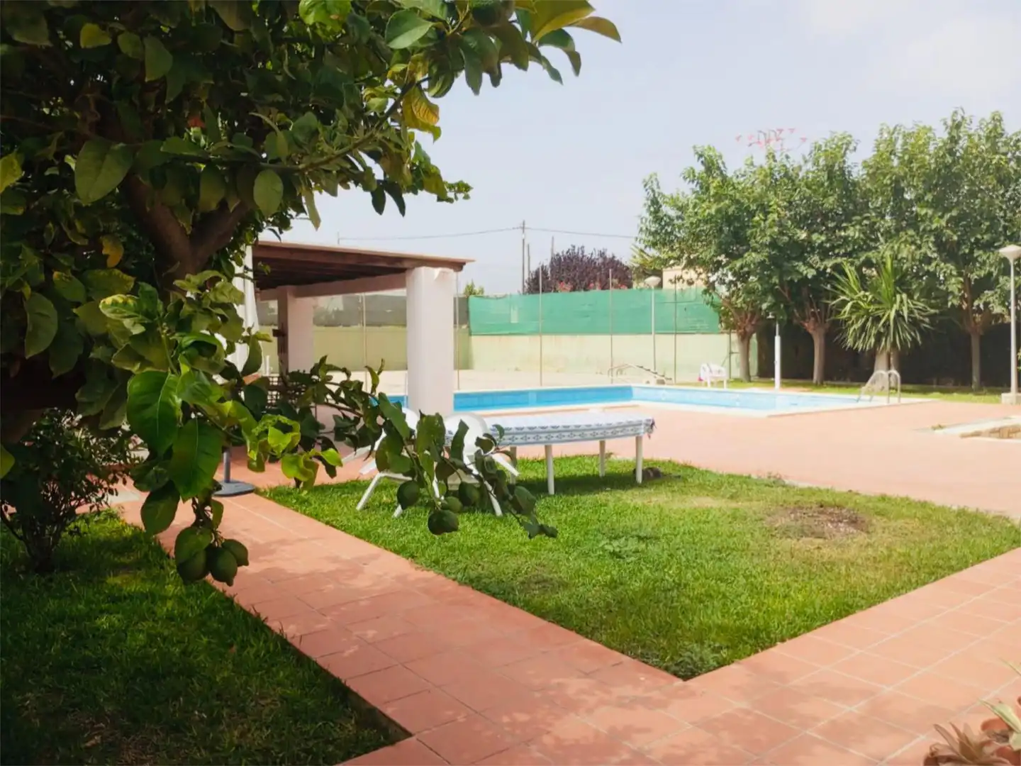 Casa o xalet en venda a Bellavista - Capiscol - Frank Espinós Piscina de Casa o xalet en venda en Sant Joan d'Alacant amb Aire condicionat, Calefacció i Jardí privat
