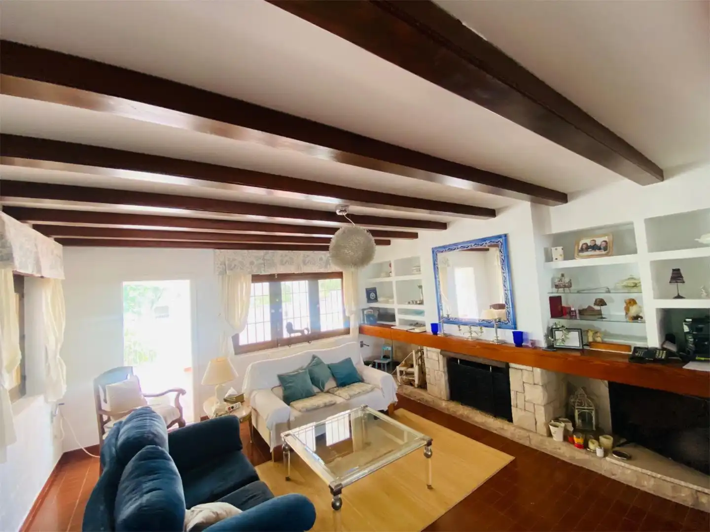 Casa o xalet en venda a Bellavista - Capiscol - Frank Espinós Sala d'estar de Casa o xalet en venda en Sant Joan d'Alacant amb Aire condicionat, Calefacció i Jardí privat