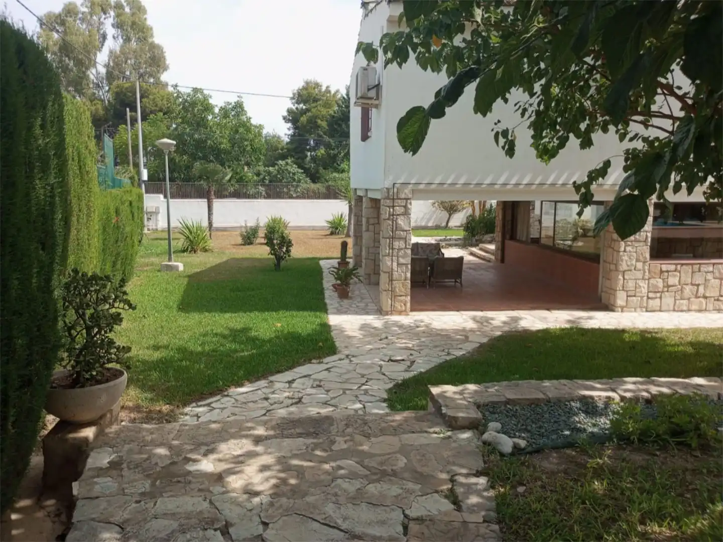 Casa o xalet en venda a Bellavista - Capiscol - Frank Espinós Jardí de Casa o xalet en venda en Sant Joan d'Alacant amb Aire condicionat, Calefacció i Jardí privat