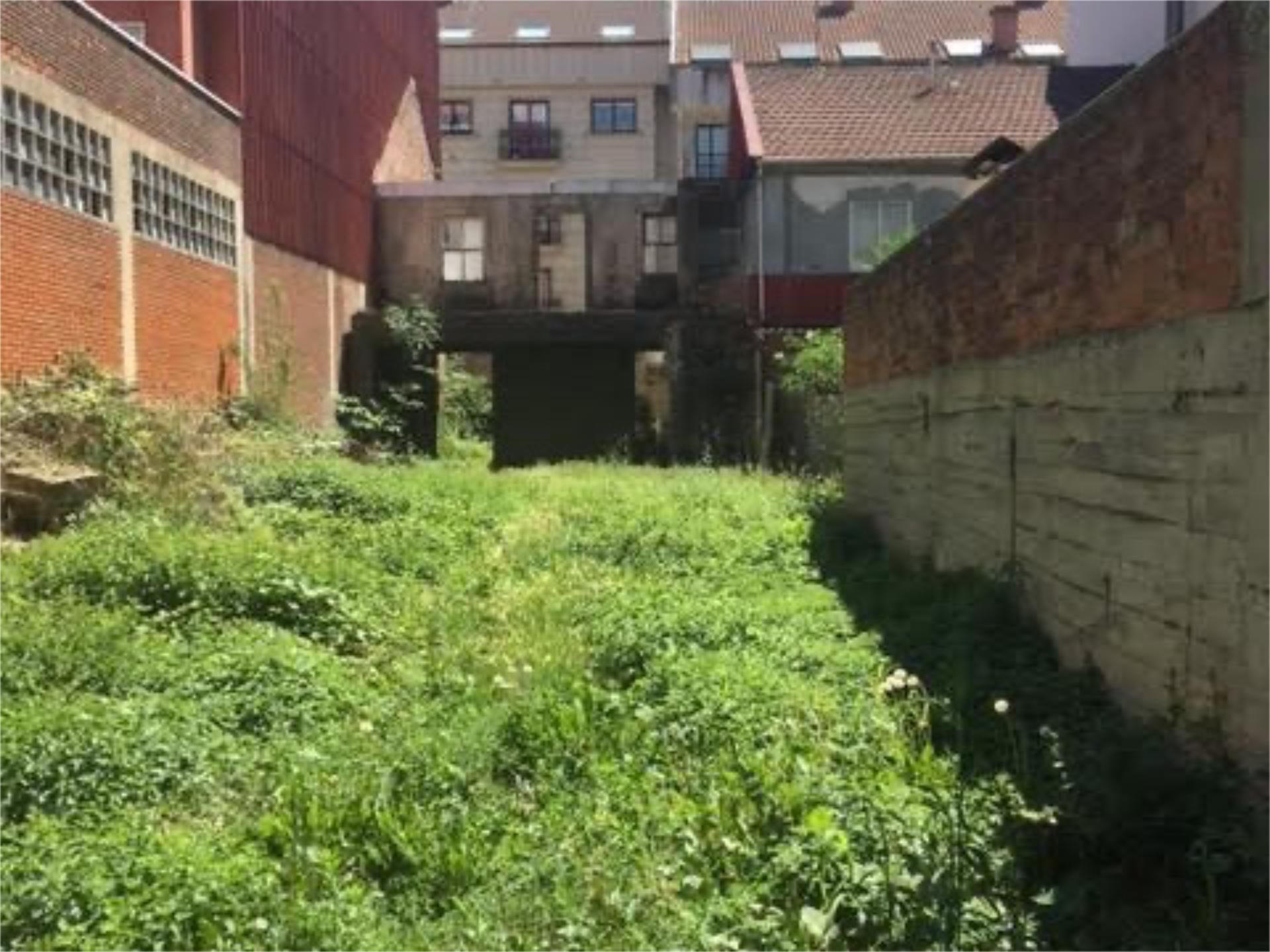 Urbanitzable en venda en Lalín