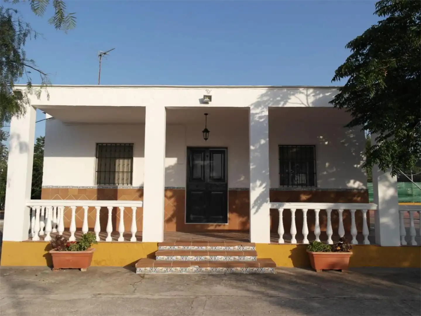 Flat for sale in Calle Huertos Familiares, 85, Puente Genil Exterior view of Flat for sale in Puente Genil with Air Conditioner, Private garden and Terrace