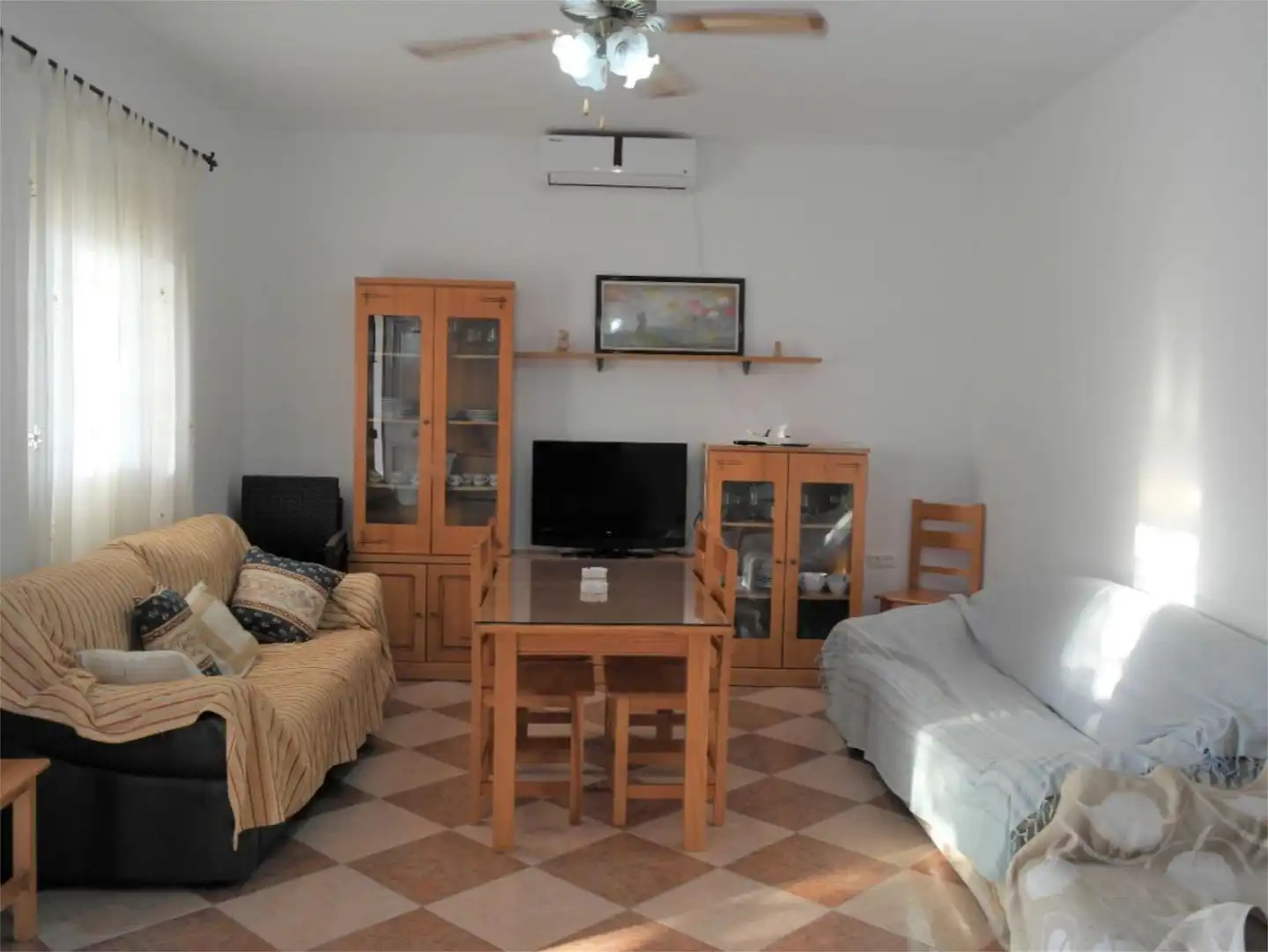 Flat for sale in Calle Huertos Familiares, 85, Puente Genil Living room of Flat for sale in Puente Genil with Air Conditioner, Private garden and Terrace
