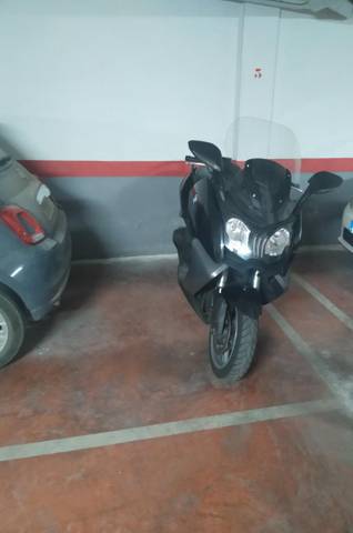 Garaje en Alquiler en Carrer Paterna, 9 en Casas Verdes - Ermita