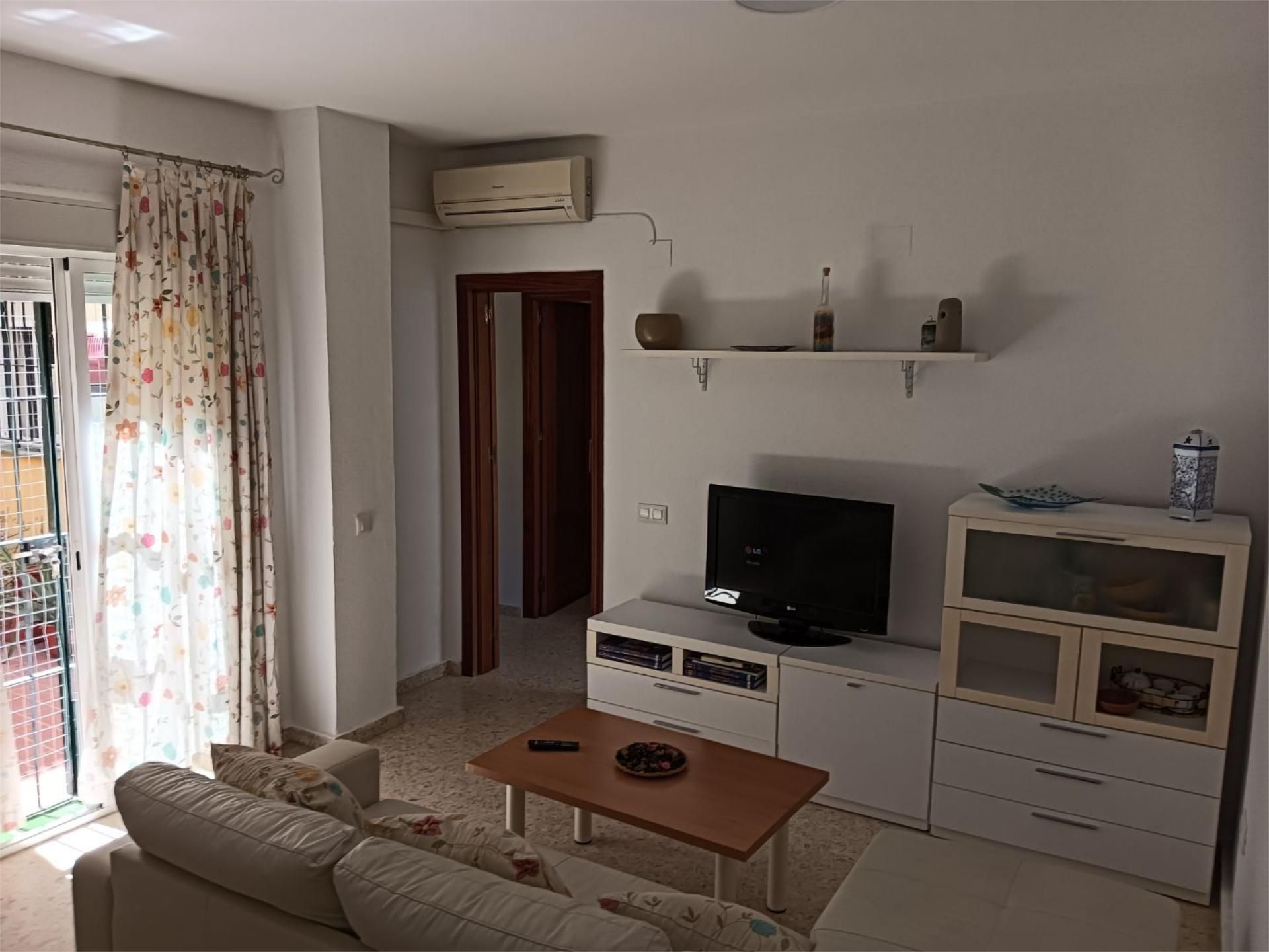 Living room of Flat to rent in Sanlúcar de Barrameda  with Air Conditioner and Heating